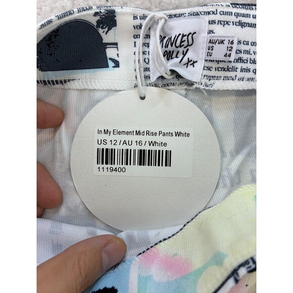 Princess Polly In My Element Mid Rise Pants Women’s 12 White Newspaper Print NWT - Picture 9 of 13